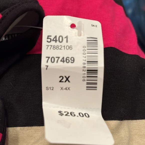 Penningtons Form Fit Tank Top - Picture 4 of 4